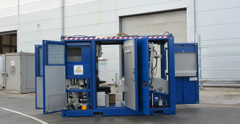 SlimLine_Wireline_Winch_Unit_Open_Doors